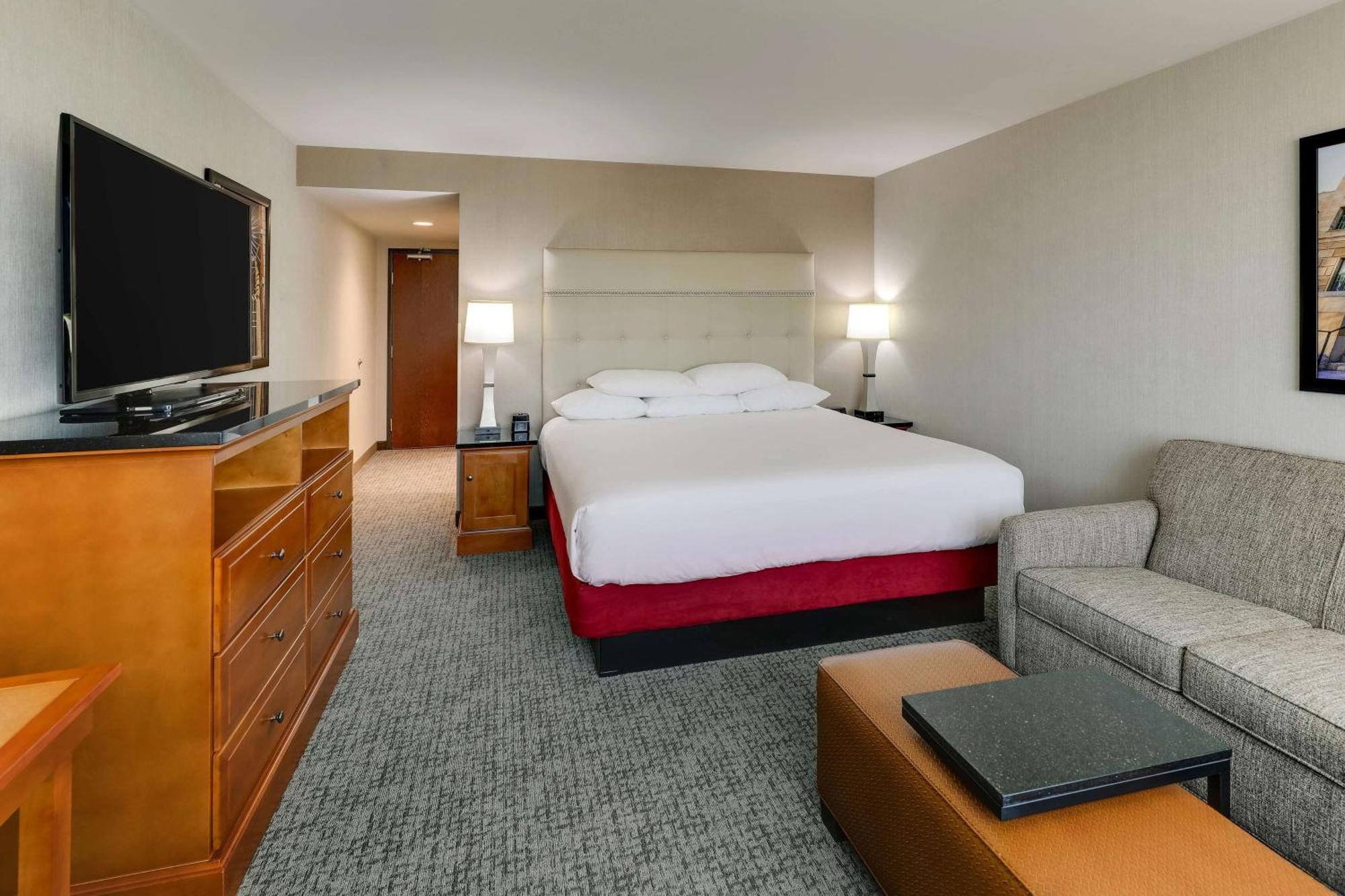 Drury Inn & Suites Phoenix Airport Exterior foto
