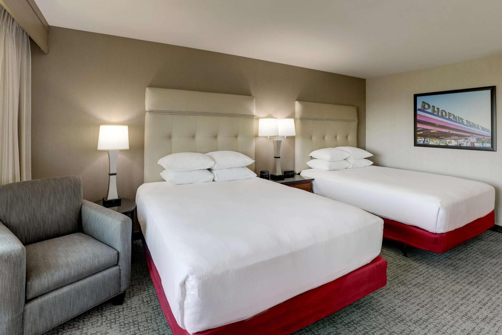 Drury Inn & Suites Phoenix Airport Exterior foto