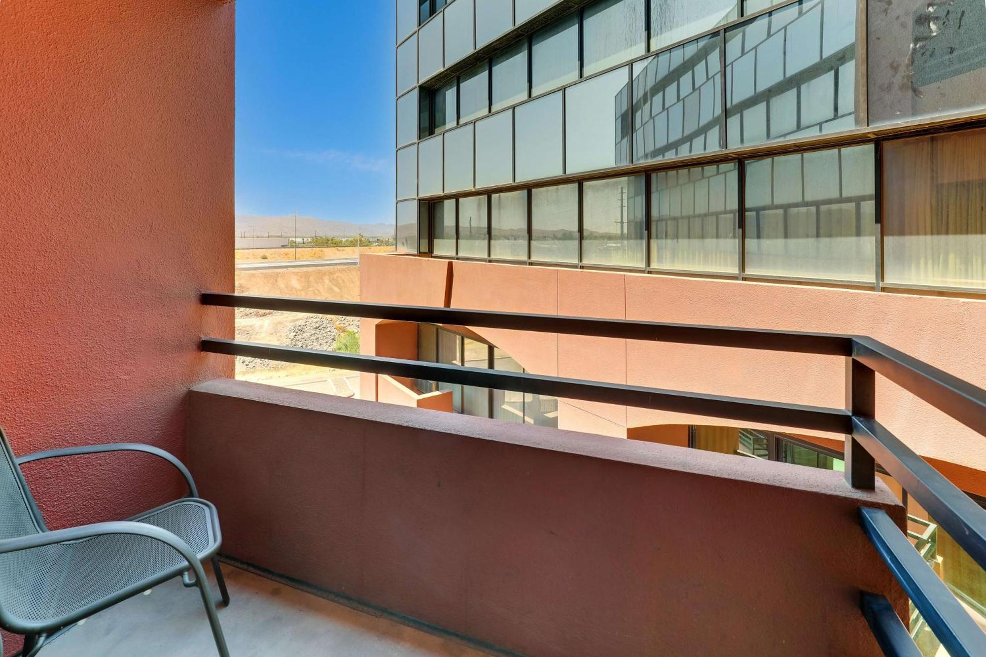 Drury Inn & Suites Phoenix Airport Exterior foto