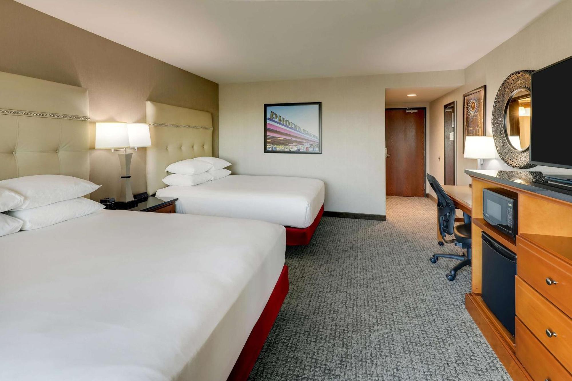 Drury Inn & Suites Phoenix Airport Exterior foto