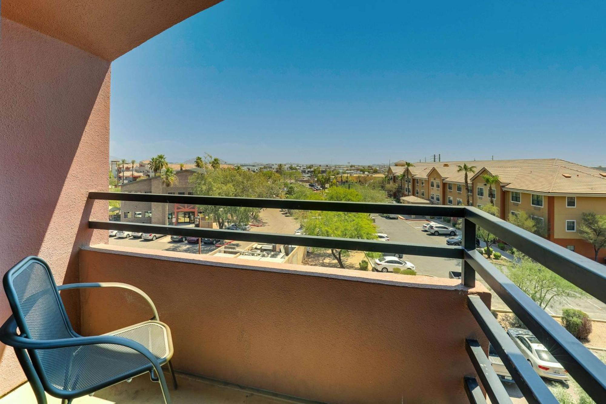 Drury Inn & Suites Phoenix Airport Exterior foto